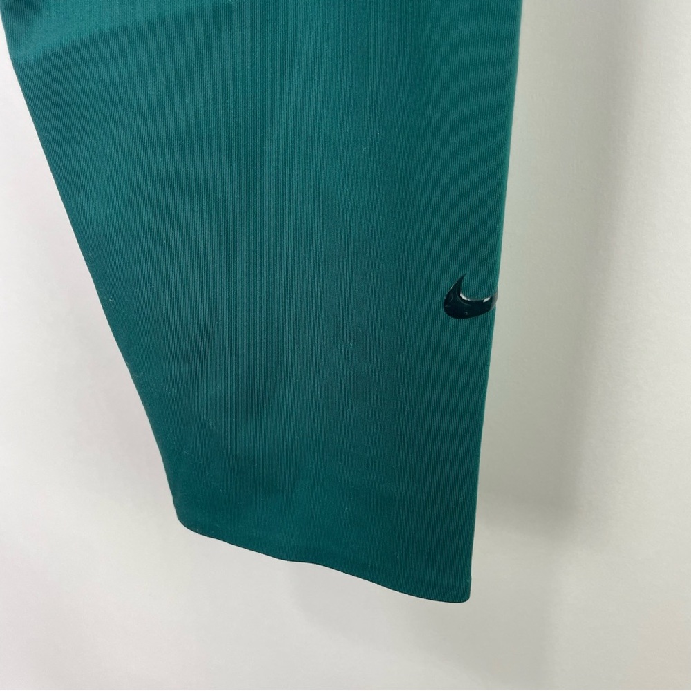 NWOT Nike Women’s One Luxe Mid-Rise 7/8‎ Leggings Medium - Picture 4 of 7